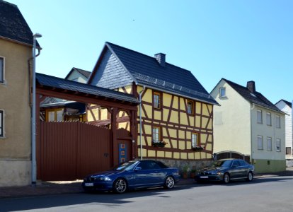 Nauheim, Neustraße 44