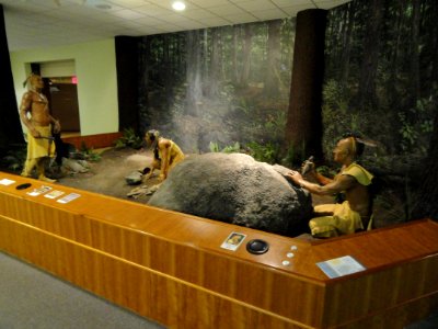 Native American display - Springfield Science Museum - Springfield, MA - DSC03441