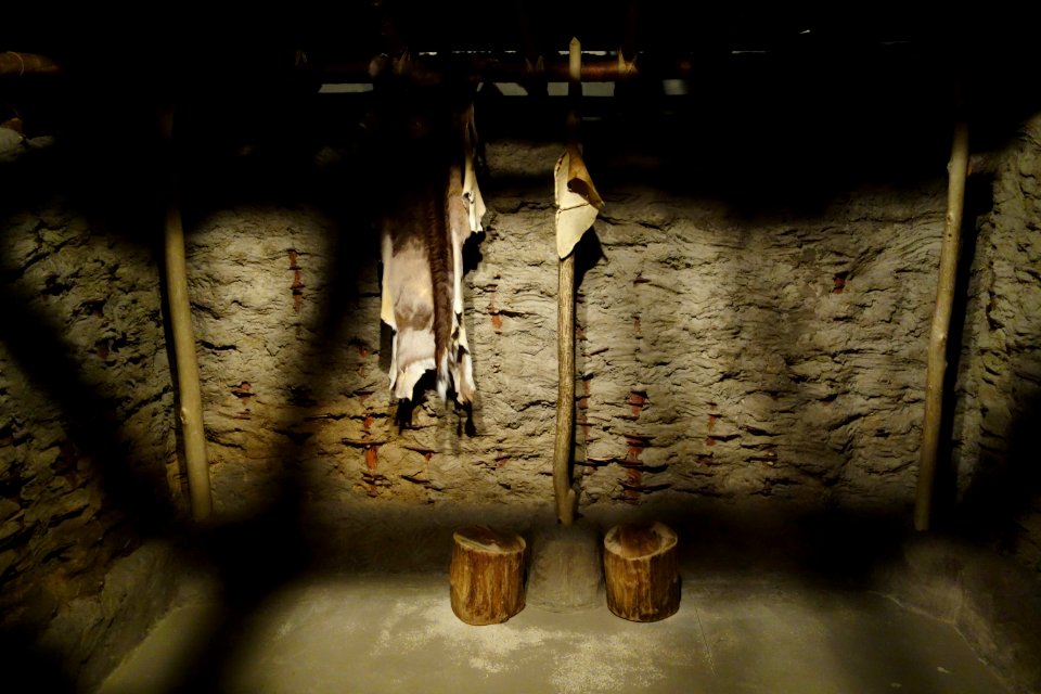 Native American homestead, interior - Wisconsin Historical Museum - DSC03422