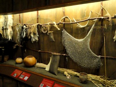 Native American display - Springfield Science Museum - Springfield, MA - DSC03438
