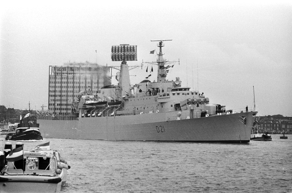 NAVO eskader bezoekt Amsterdam, vlaggeschip HNS Norfolk, Bestanddeelnr 928-6223