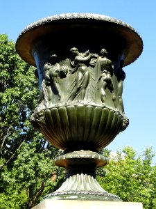 Navy Yard Urns (Lafayette Square) - DSC01023