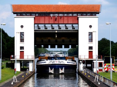 Nautictrans - ENI 02318927, Twente kanaal, sluis Eefde pic1