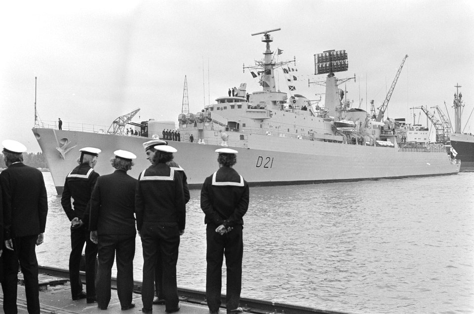 NAVO eskader bezoekt Amsterdam, vlaggeschip HNS Norfolk, Bestanddeelnr 928-6222