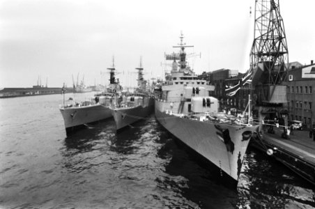 Navo-vlootbezoek in Amsterdam, Bestanddeelnr 928-8073