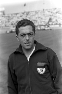 NEC tegen Feyenoord 0-5. Paul Merkx (NEC), Bestanddeelnr 920-6417
