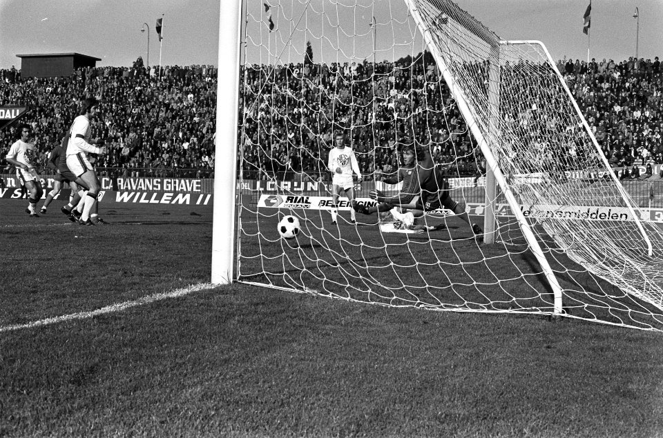Nec tegen Ajax 1-3 (KNVB-beker) spelmomenten, Bestanddeelnr 928-2016