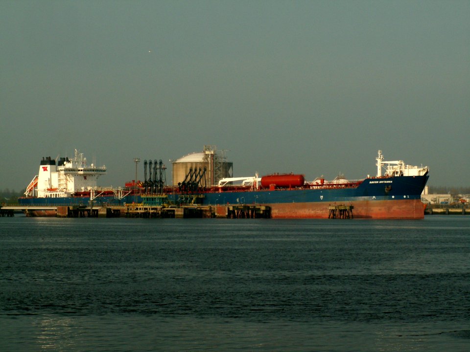 Navion Britannia at the '4e Petroleumhaven', Port of Rotterdam, Holland 23-Apr-2006