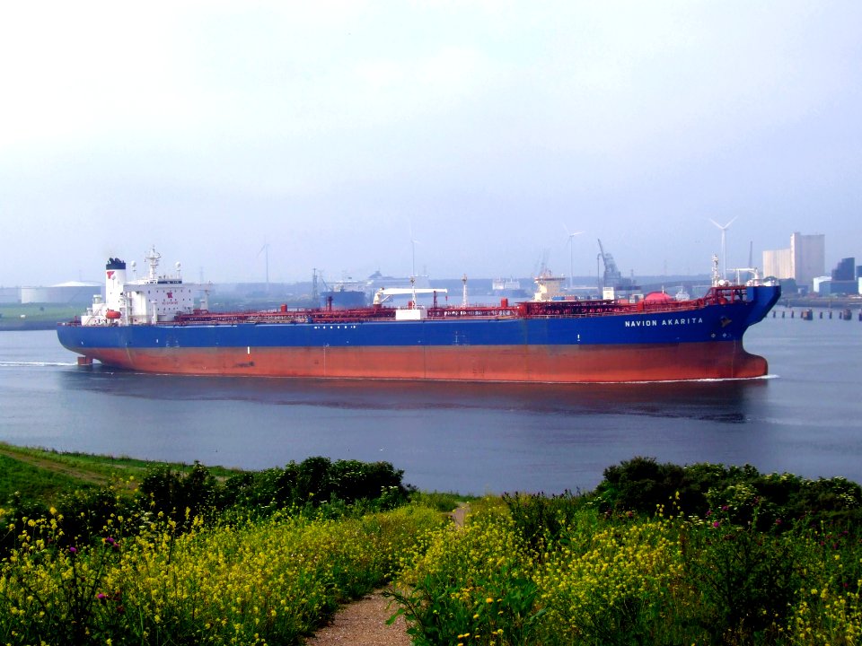 Navion Akarita p2 leaving Port of Rotterdam, Holland 03-Jun-2007