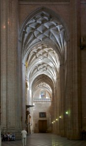 Nave Cathedral Segovia