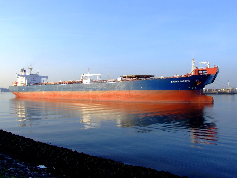 Navion Torinita IMO 9012305 p2 docked at the Caland canal, Port of Rotterdam, Holland 03-May-2008