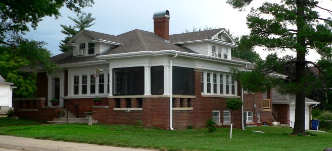 Nebraska City 1006 1st Ave