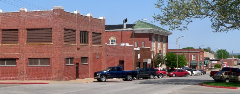 Nebraska City, N side 1st Corso, E from 9th Street