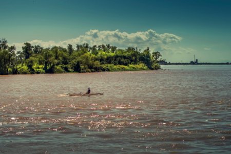 Navegando El Paraná (252382055)
