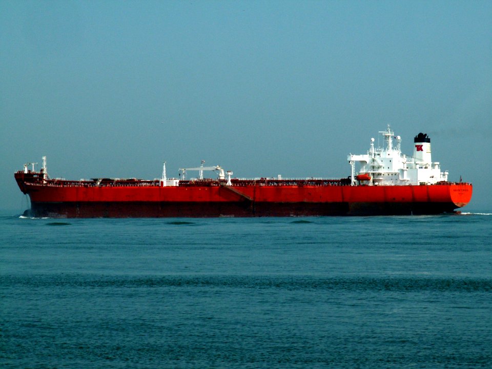 Navion Torinita leaving Port of Rotterdam, Holland 04-May-2006