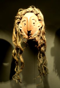 Ndimbu mask, Tanzania, Madonde or Mwera, 19th century AD, wood, hair, bast - Ethnological Museum, Berlin - DSC02261