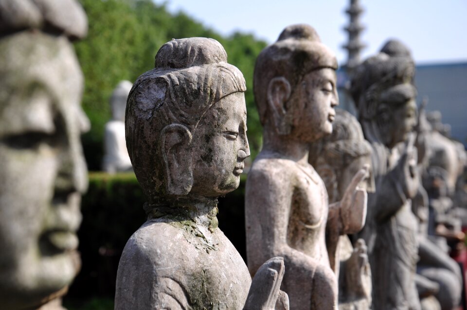 China stone religion