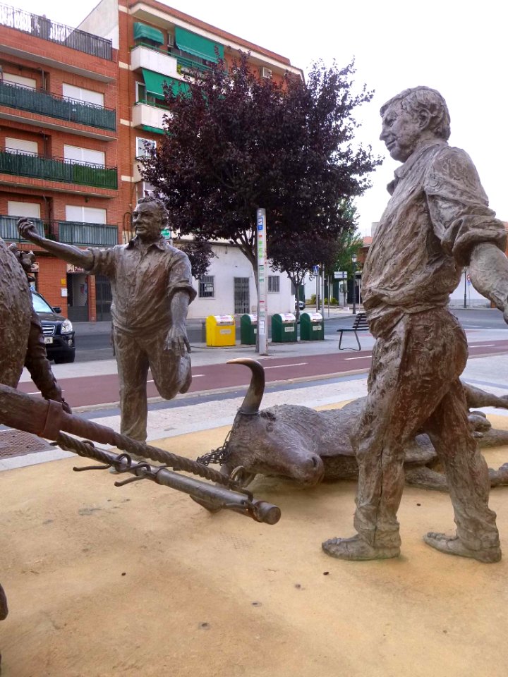 Navalcarnero - Monumento al Arrastre 5