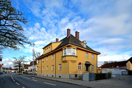 Muefmjoseffrankl55112017c85