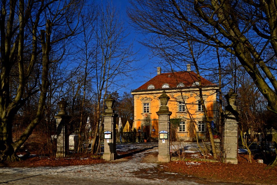 Muebambergerh06012015c90