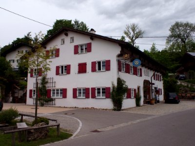 Muehlstrasse 9
