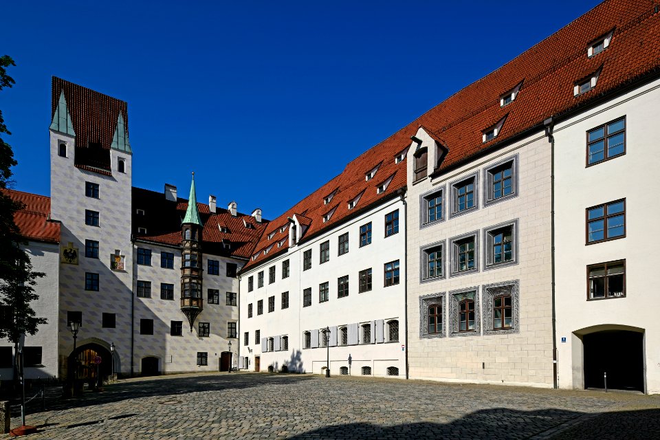 Muealterhof062018c90a