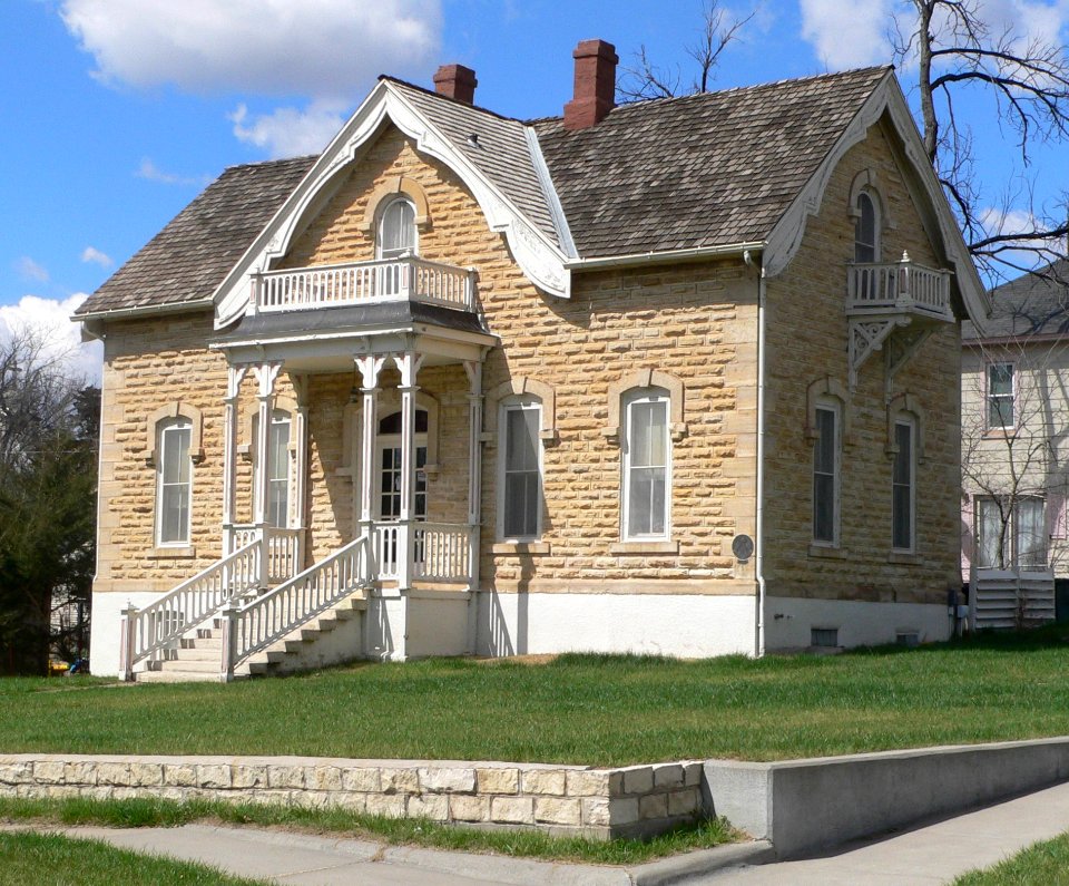 Mueller-Schmidt house from SE 1