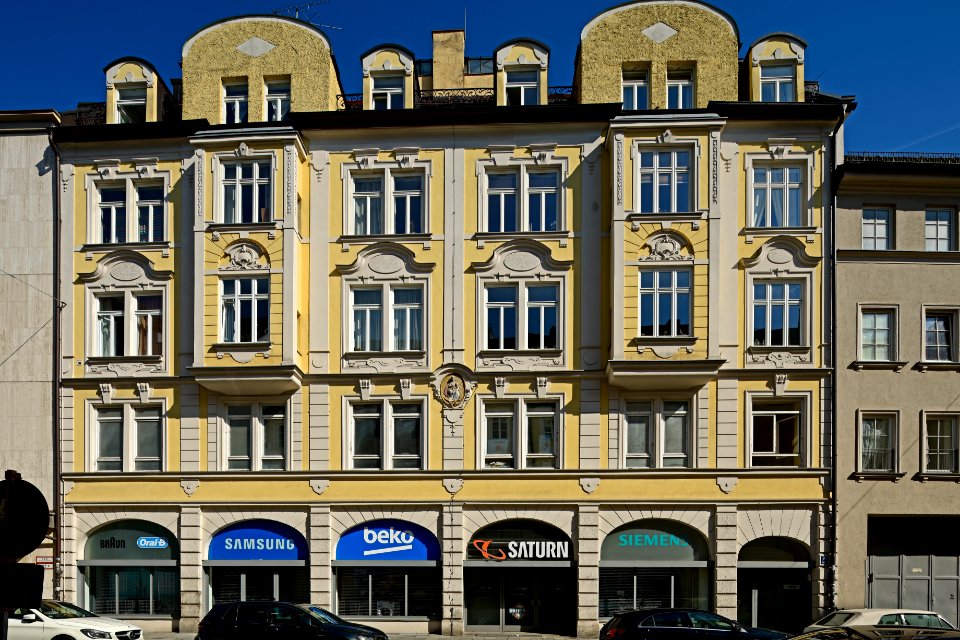 Mueherzogspitalstr20092018c90