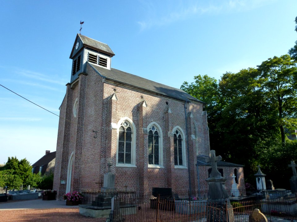 Muncq-Nieurlet (Pas-de-Calais) église Saint-Joseph (02)