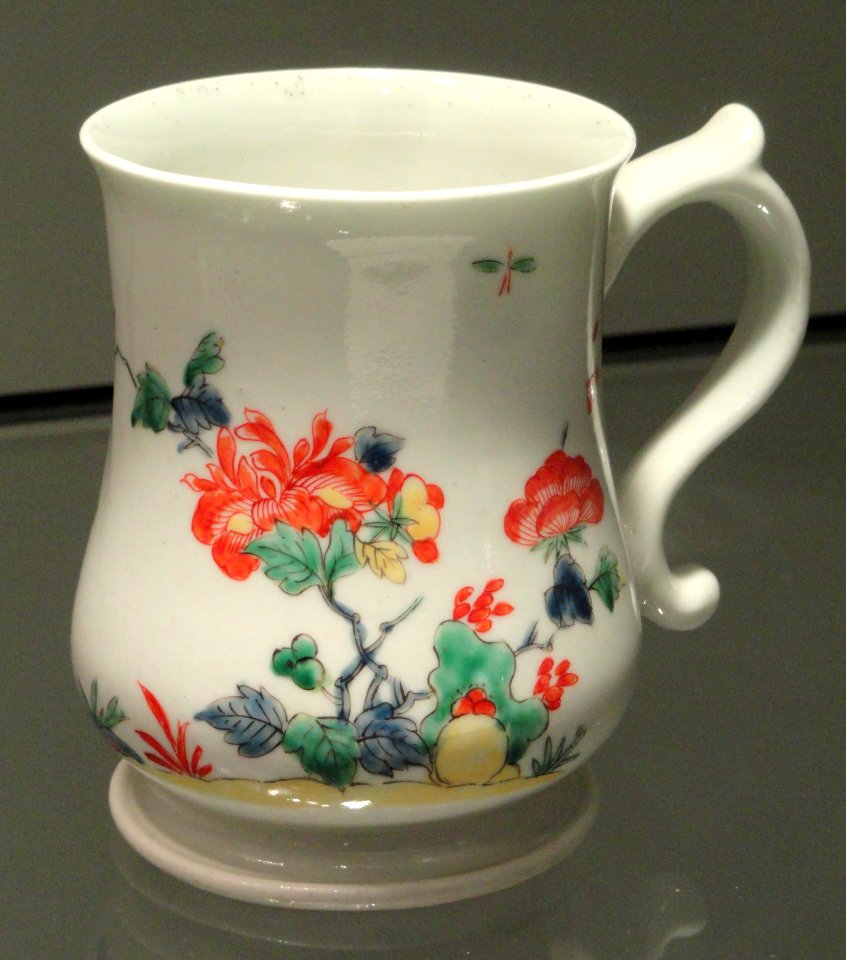 Mug with Floral Design, c. 1748-1752, Lund's Bristol factory, a precursor to the Worcester factory, soft-paste porcelain with overglaze enamels - Gardiner Museum, Toronto - DSC00566