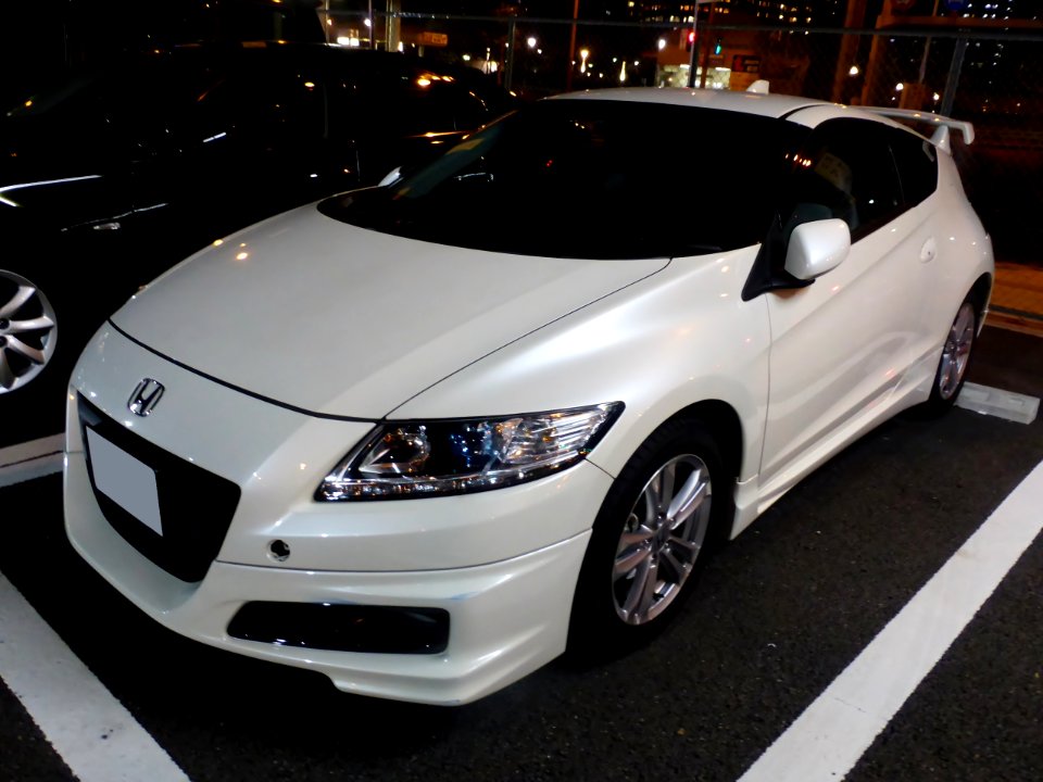 MUGEN CR-Z α Mastar label (ZF2) at night front
