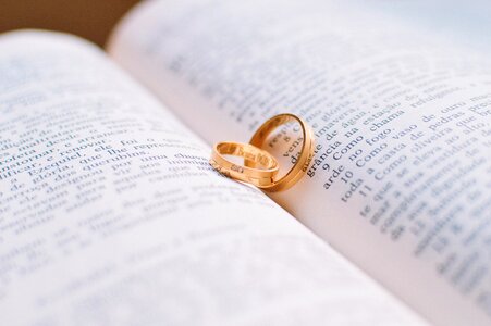 Book wedding bible photo