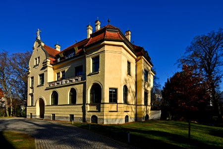 Mueismaningerstr95h032017c85