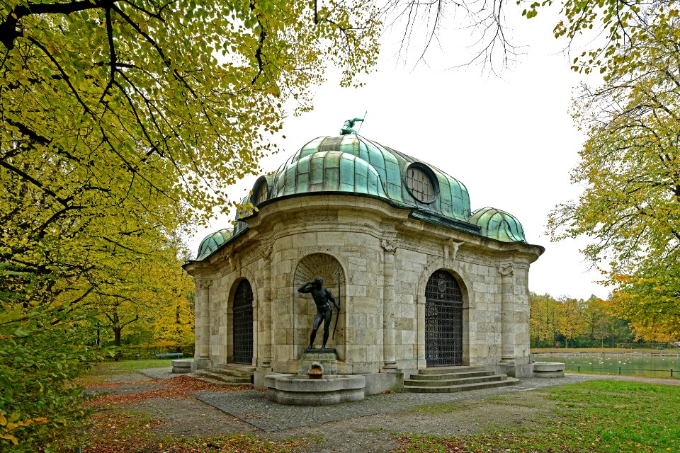 Muehubertusbrunnenno112018c90