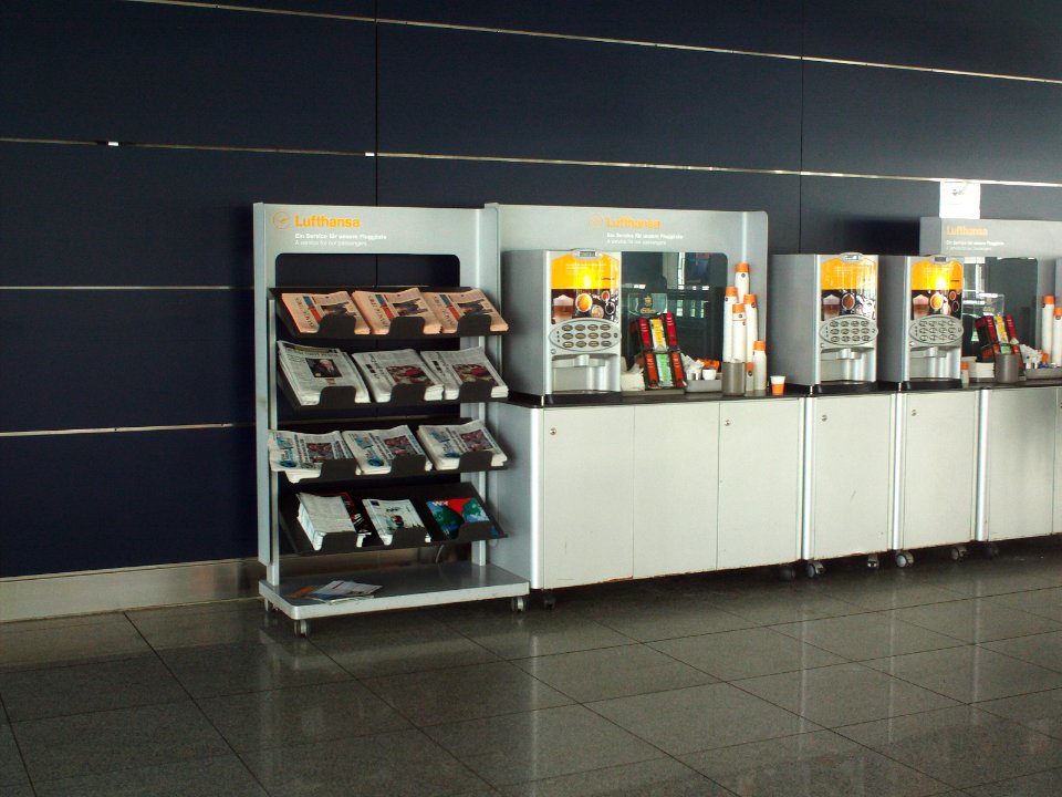 MUC free newspapers and coffee