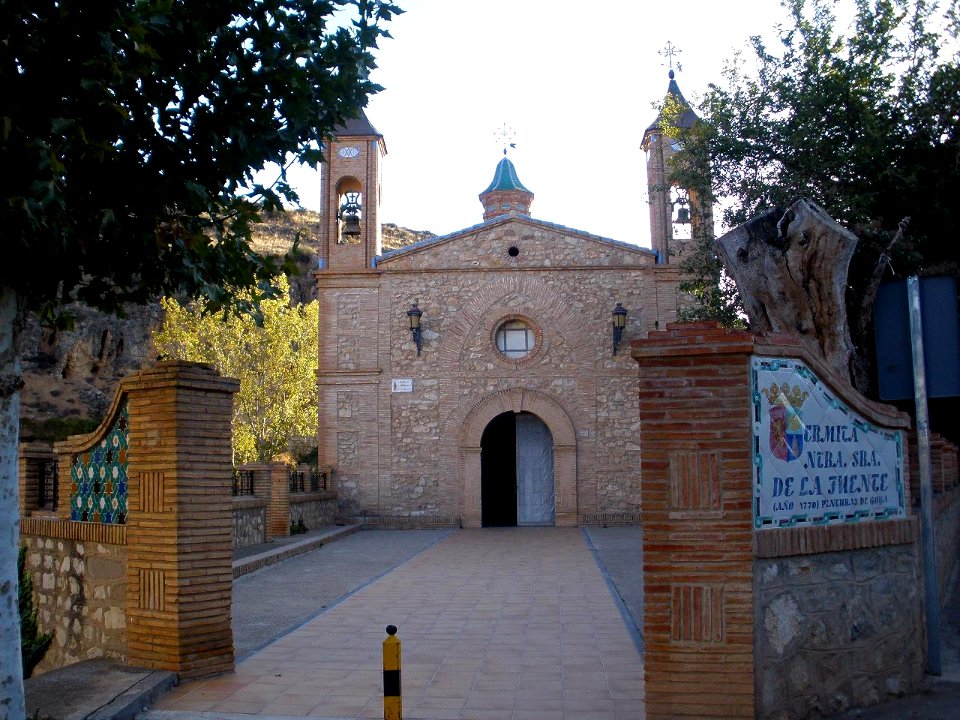 Muel - Ermita de Nuestra Señora de la Fuente 01