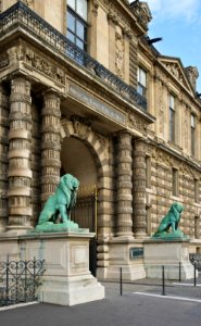 Musée du Louvre porte des Lions