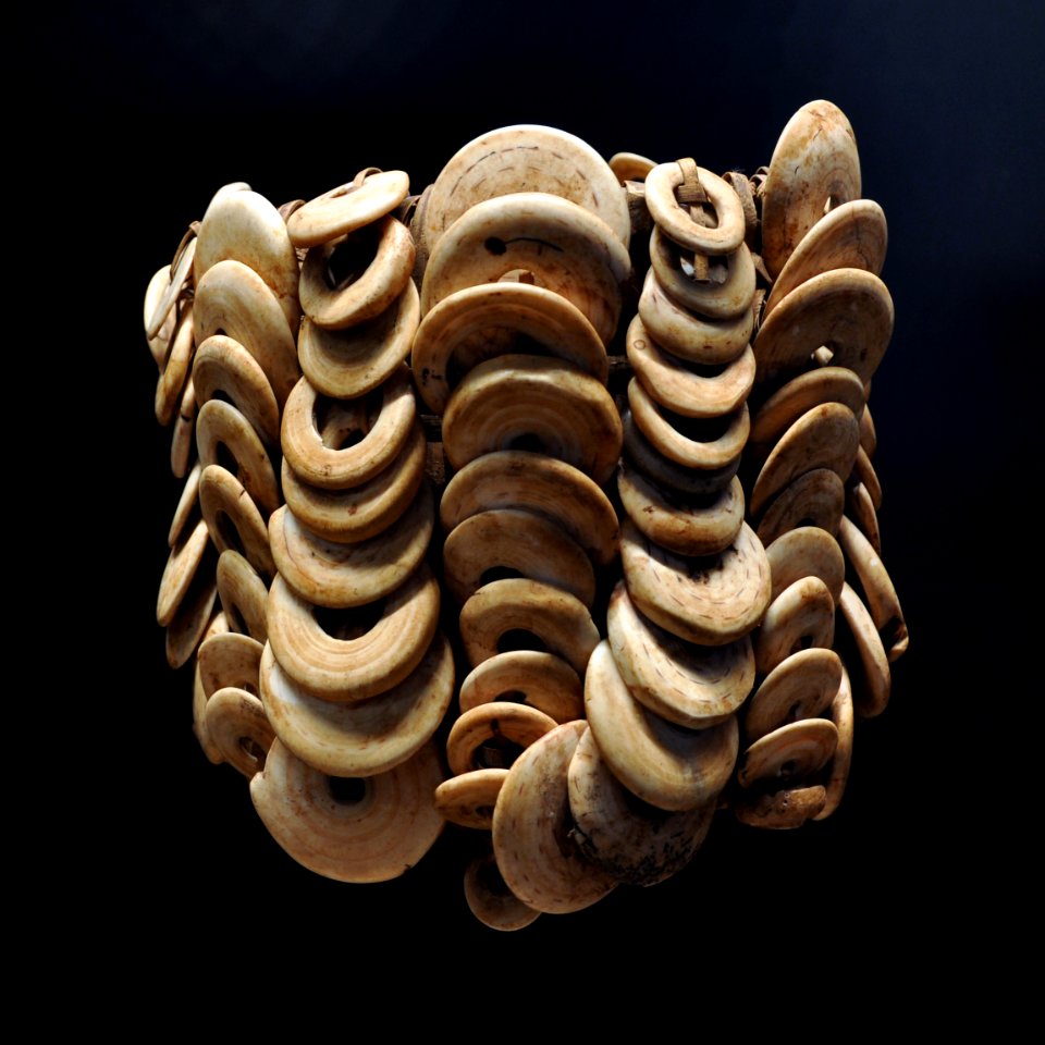 Musée du Quai Branly Papouasie Brassard 04032012 1