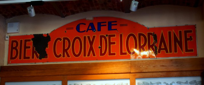 Musée Européen de la Bière - Biere Croix de Lorraine enamel advertising sign pic1