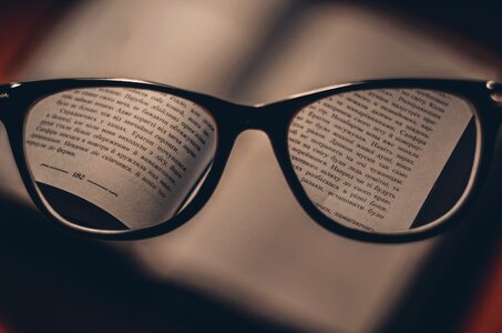 Eye wear reading read