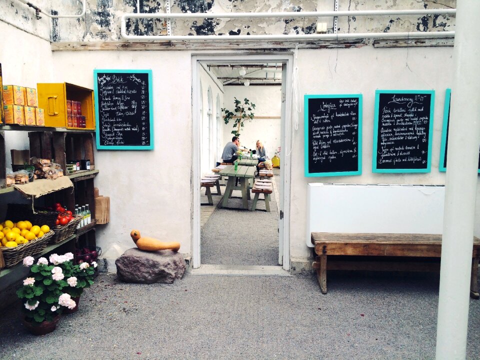 Customers market diner
