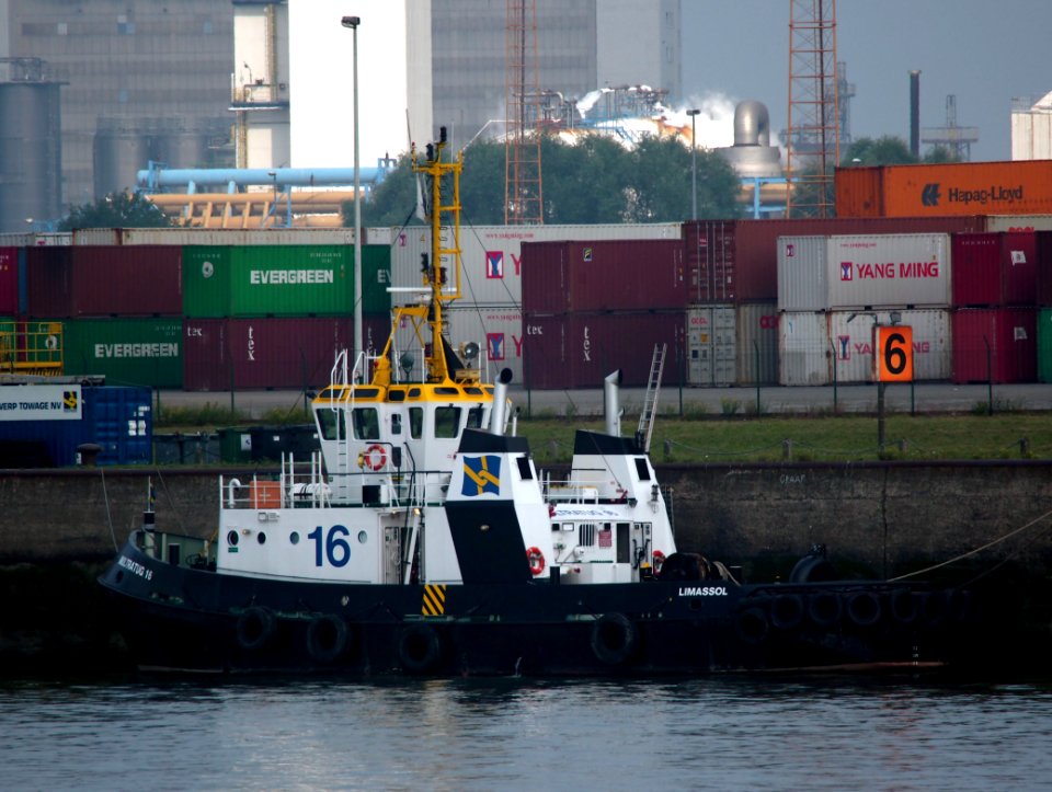 Multratug 16 IMO 8414154