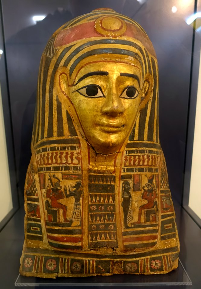 Mummy mask, Egypt. perhaps Hawara, stuccoed, painted, and gilt linen cartonnage, 1st century BC, A 1306 - Martin von Wagner Museum - Würzburg, Germany - DSC05339