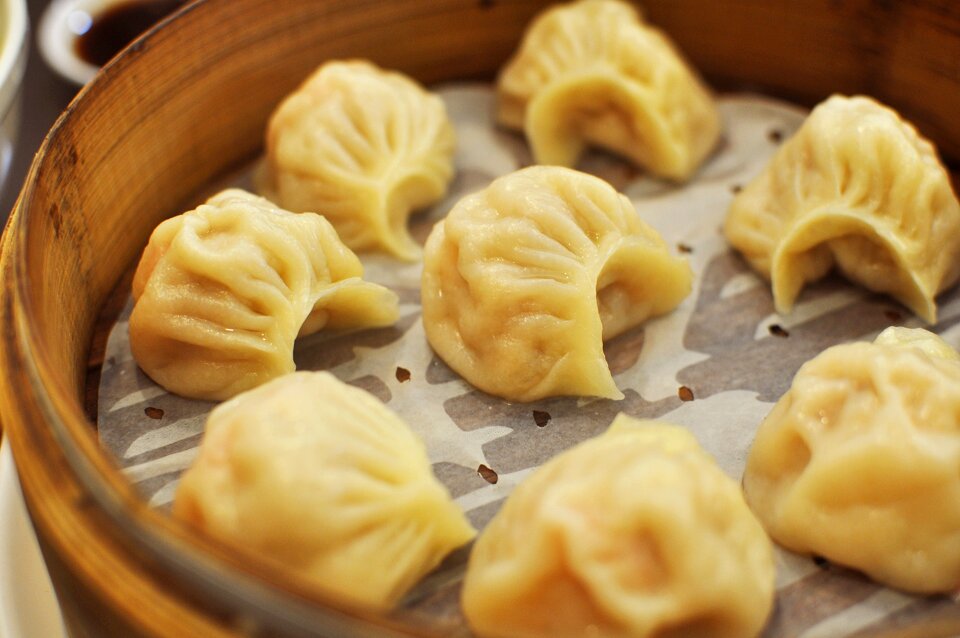 Steamed jiaozi shrimp dumplings gourmet