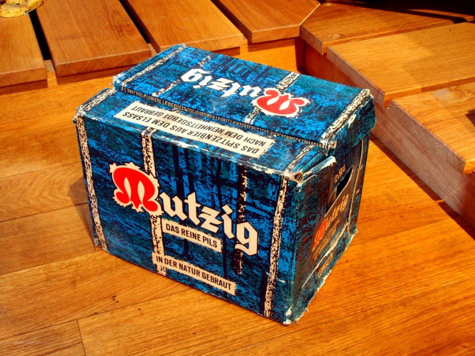 Musée Européen de la Bière, Mutzig beer bottle casing