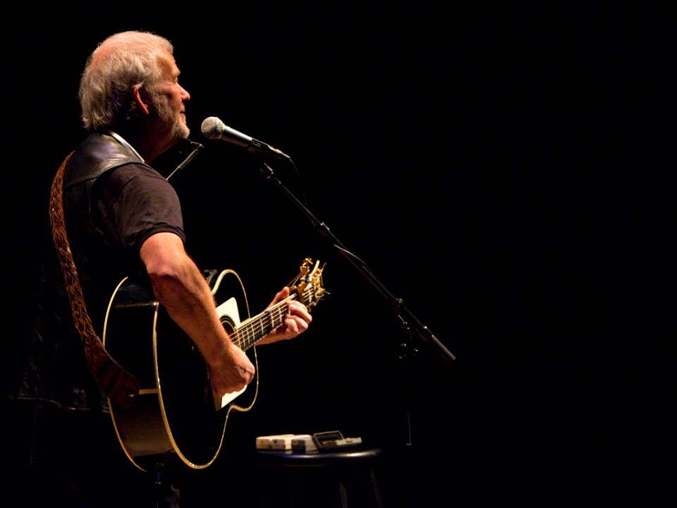 Murray Mclauchlan (152918313)