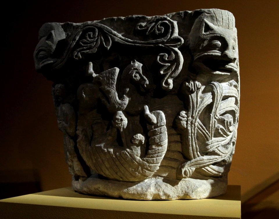 Musée de Cluny Naissance de la sculpture gothique Chapiteau Psychomachie Orgueil Abbatiale Saint-Denis 05012019 1