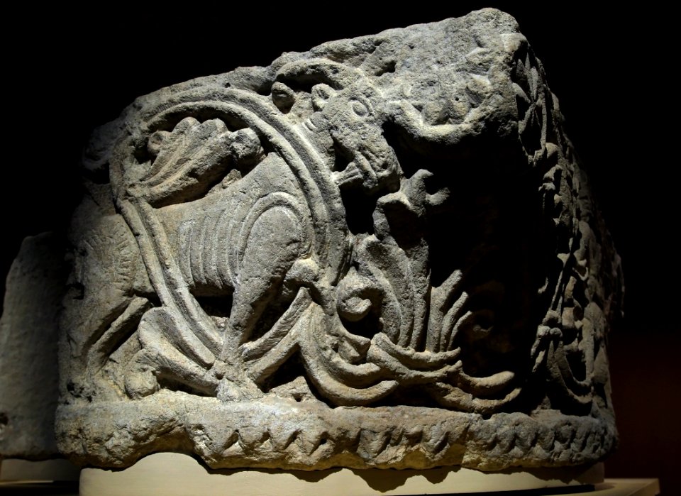 Musée de Cluny Naissance de la sculpture gothique Chapiteau des Gémeaux 05012019 3