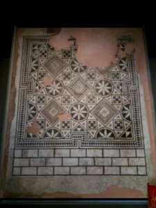 MuséAl - Mosaïque du IIe siècle, triclinium de la villa de la Plaine, Alba-la-Romaine