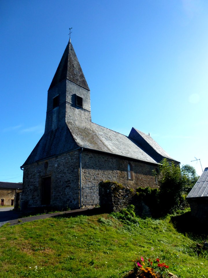 Murtin-et-Bogny (Ardennes) église de Bogny (1)
